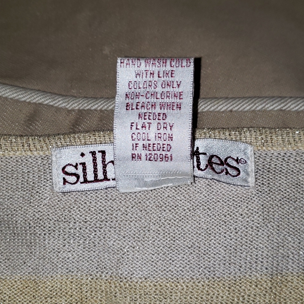 Plus Size Top - image 6